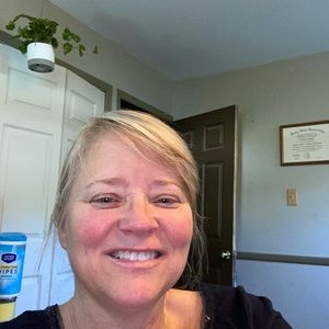 Meet your Posher, Robin